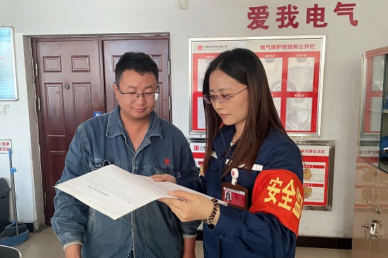 【大唐榜样】李慧丽：用心关爱  护佑健康  - 副本.jpg
