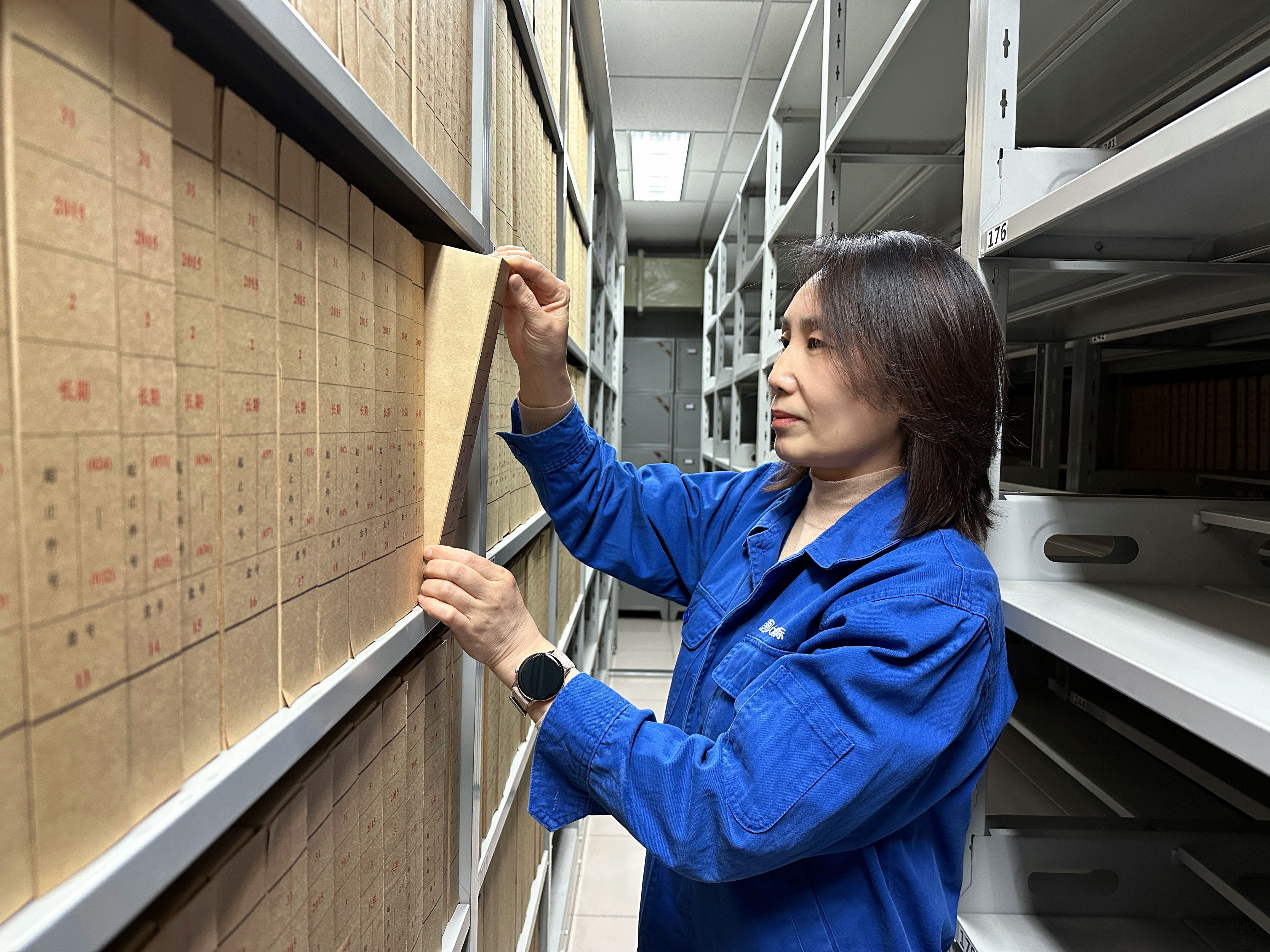 全国档案工匠型人才：王丽莉（陡河热电公司） (4).jpg